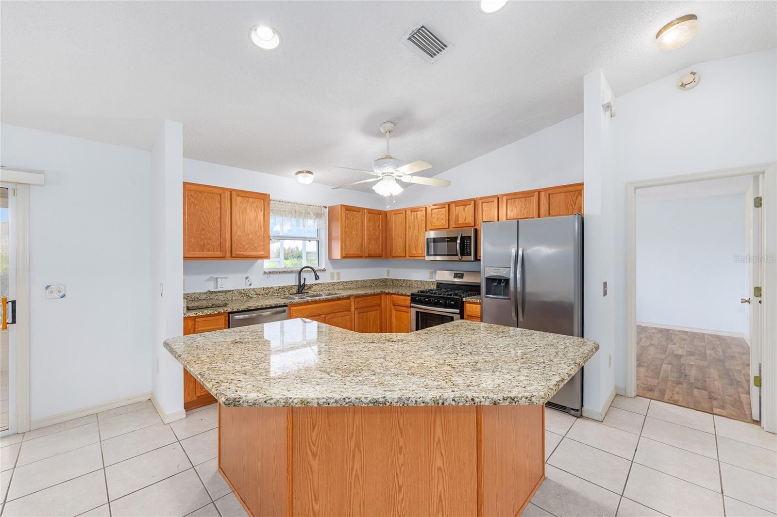 Image 16 of 42 For 17068 96th Chapelwood Circle