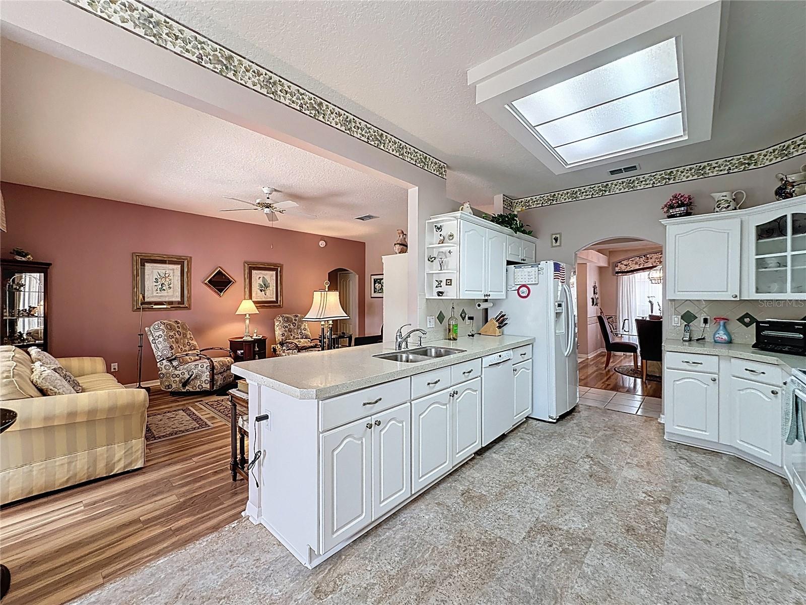 Image 12 of 68 For 2415 Twickingham Court