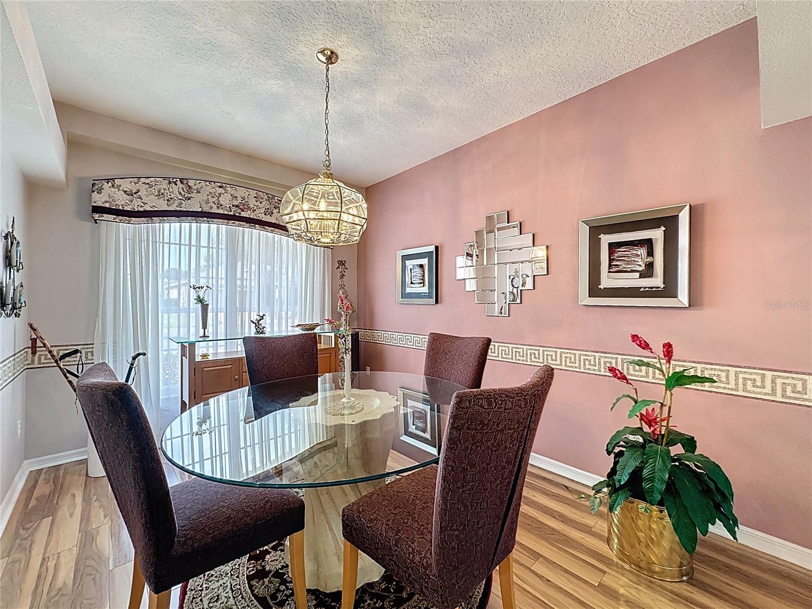 Image 7 of 68 For 2415 Twickingham Court