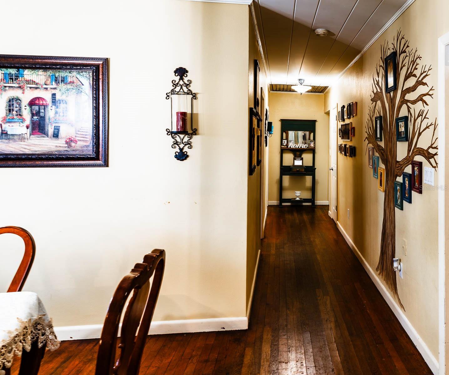 Image 20 of 30 For 513 Barwick Street