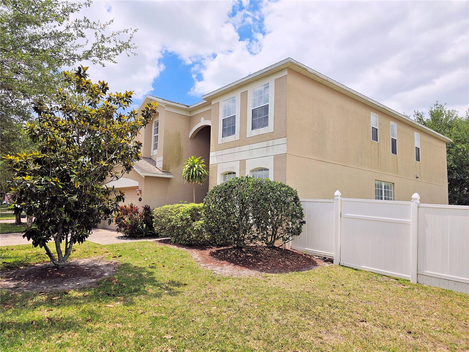 Image 3 of 30 For 718 Willett Drive