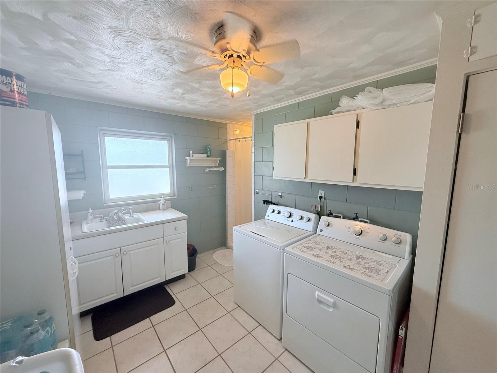Image 11 of 31 For 603 Seminole Avenue