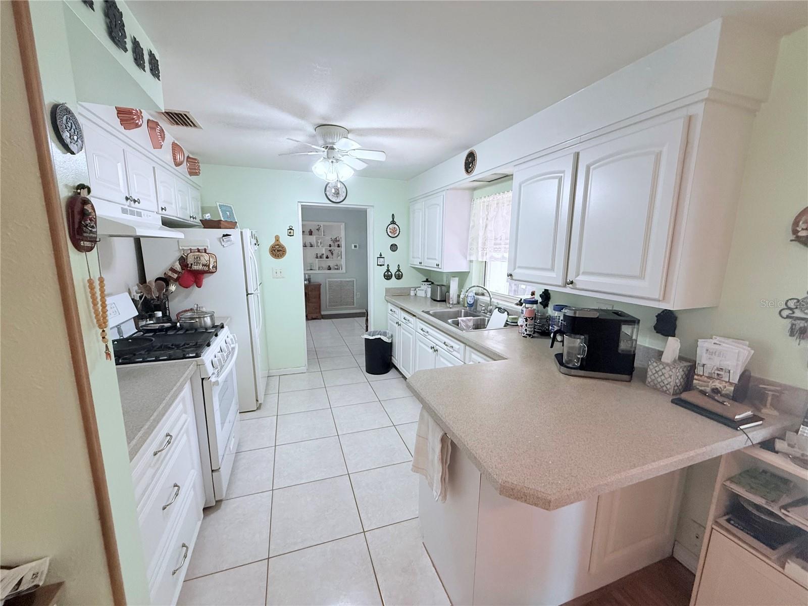 Image 15 of 31 For 603 Seminole Avenue
