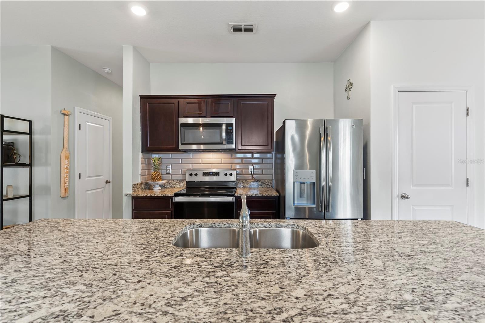 Image 15 of 31 For 3060 Neverland Drive