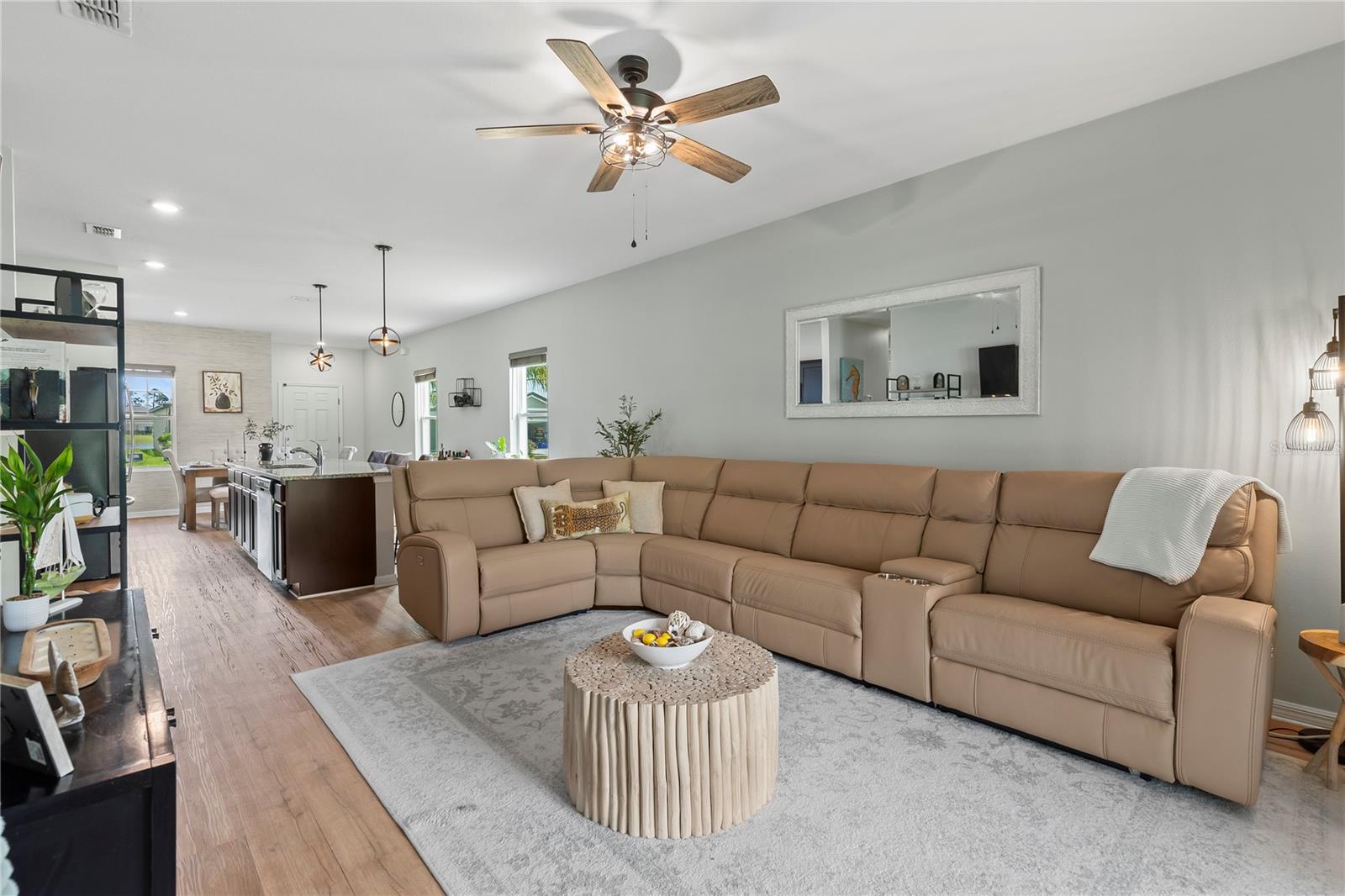 Image 21 of 31 For 3060 Neverland Drive