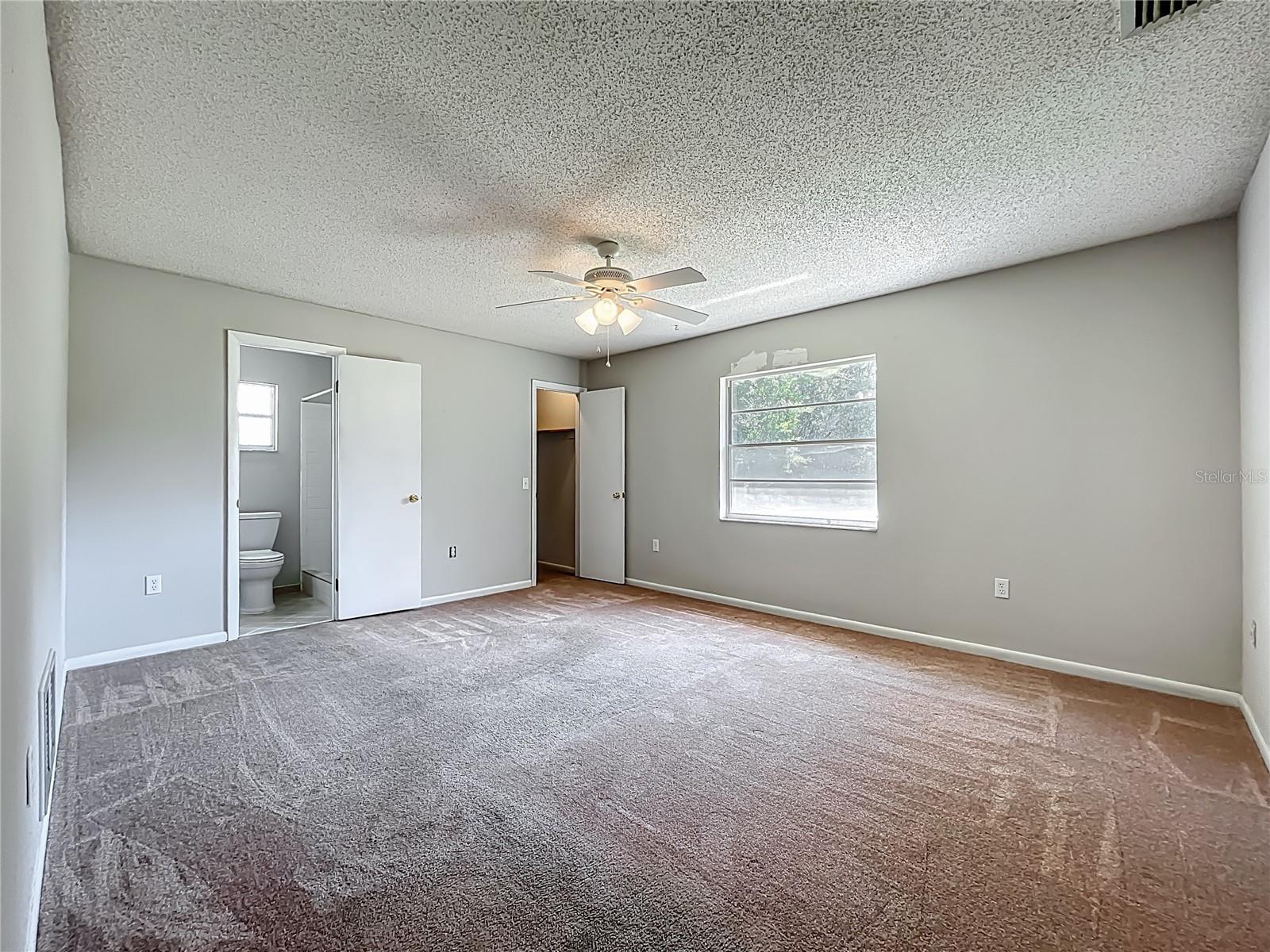 Image 17 of 49 For 27610 Debbie Road