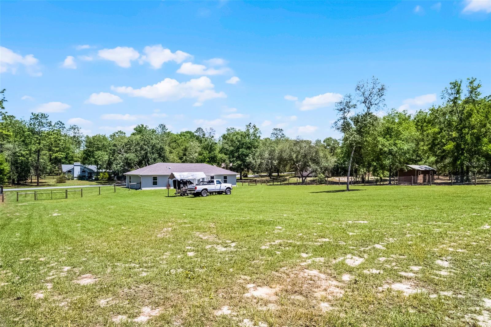 Listing photo id 28 for 12200 Gladiolus Point