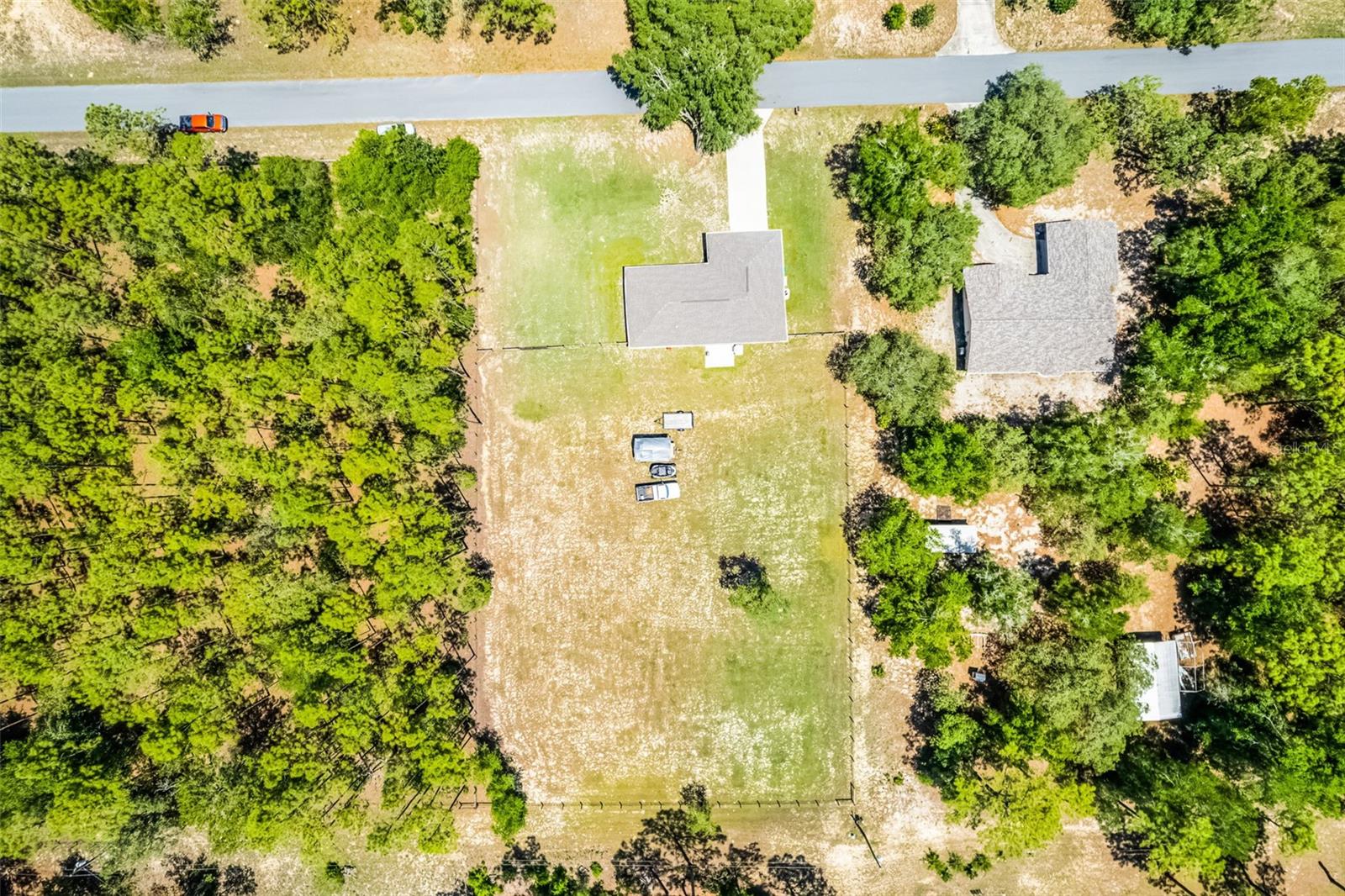 Listing photo id 38 for 12200 Gladiolus Point