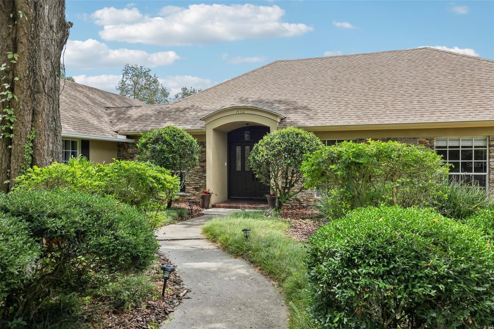 Image 4 of 70 For 1930 Country Club Road
