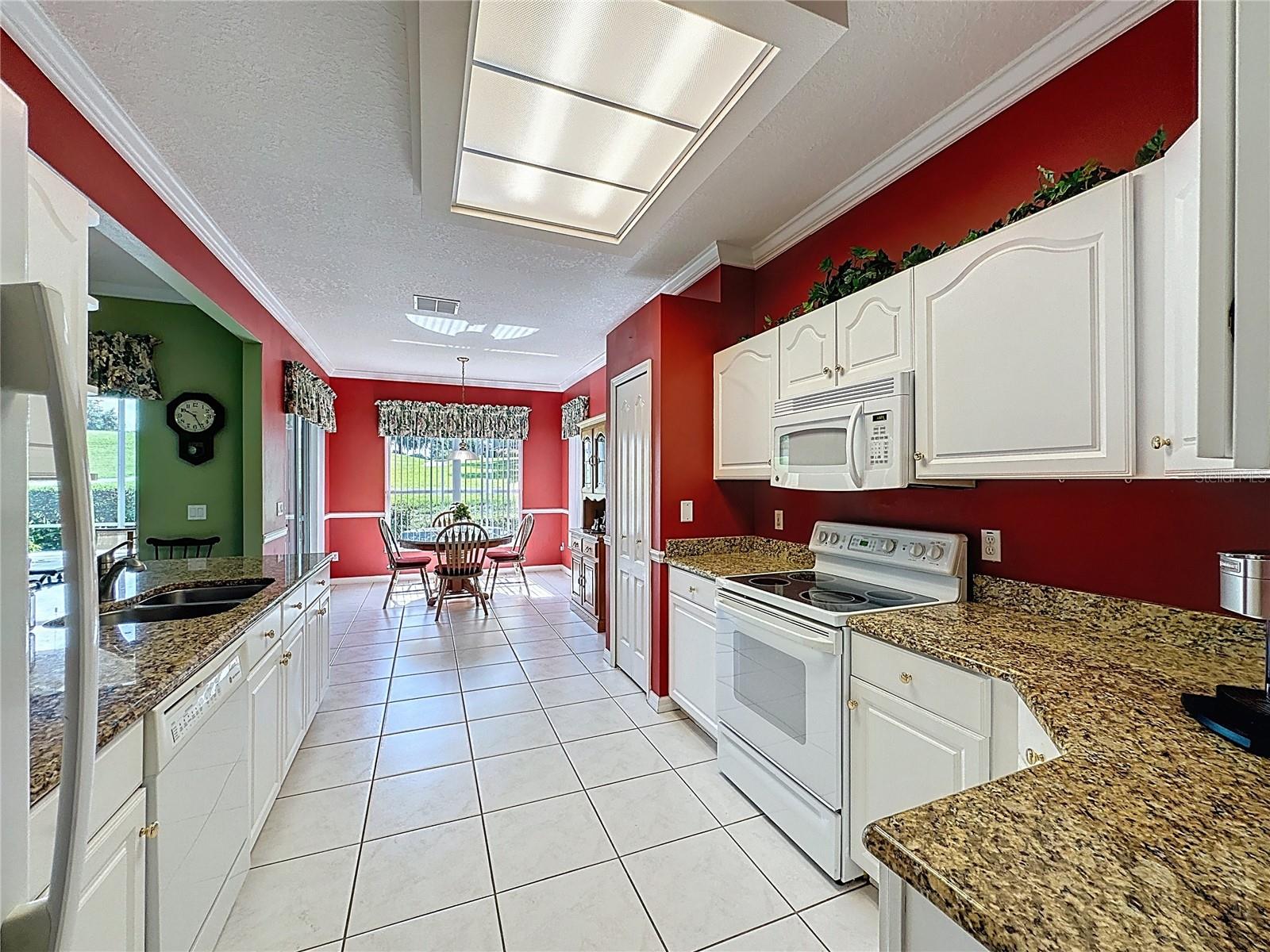 Image 13 of 70 For 3559 Chapel Hill Boulevard