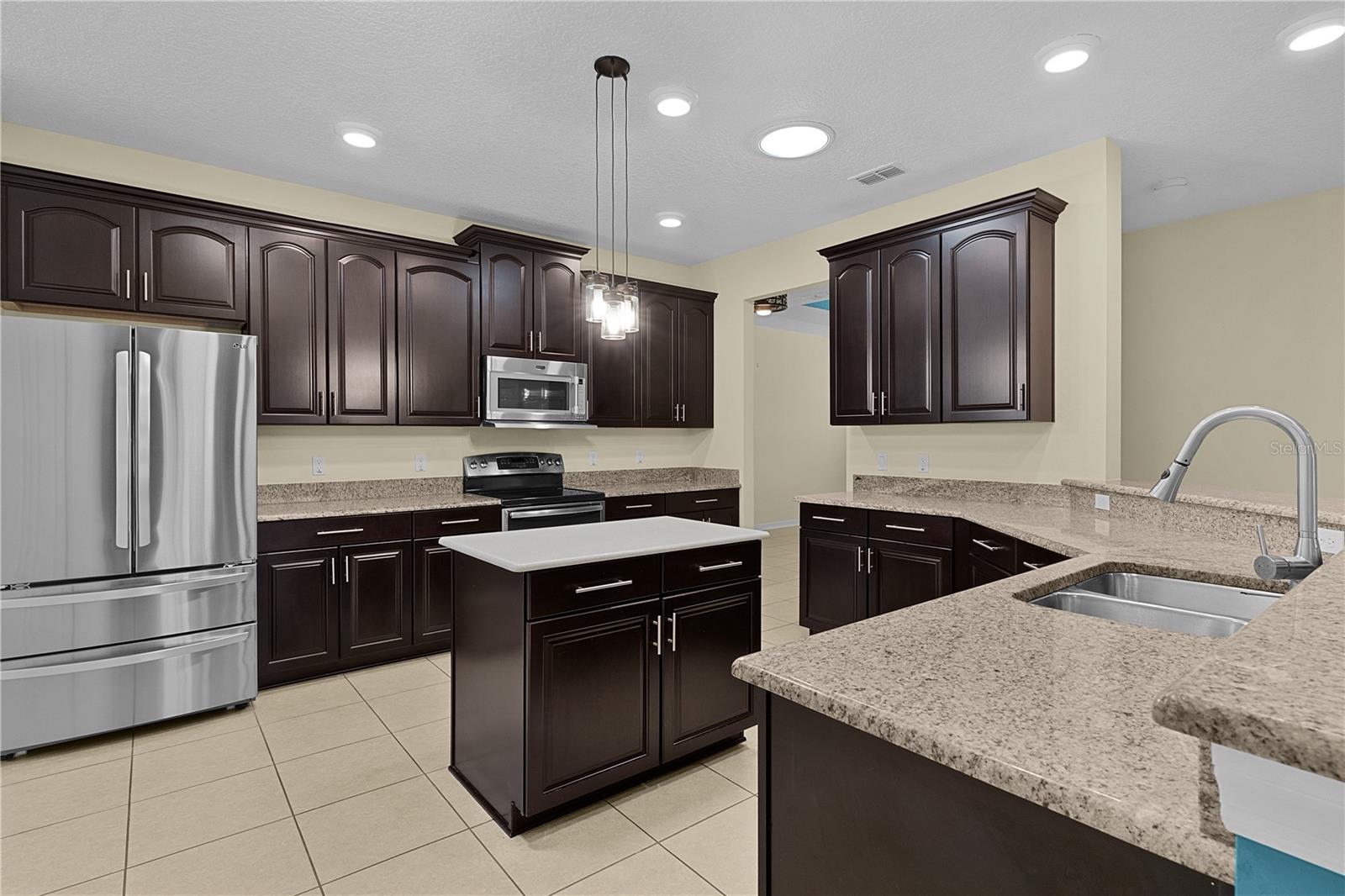 Image 12 of 58 For 2424 Plumadore Drive