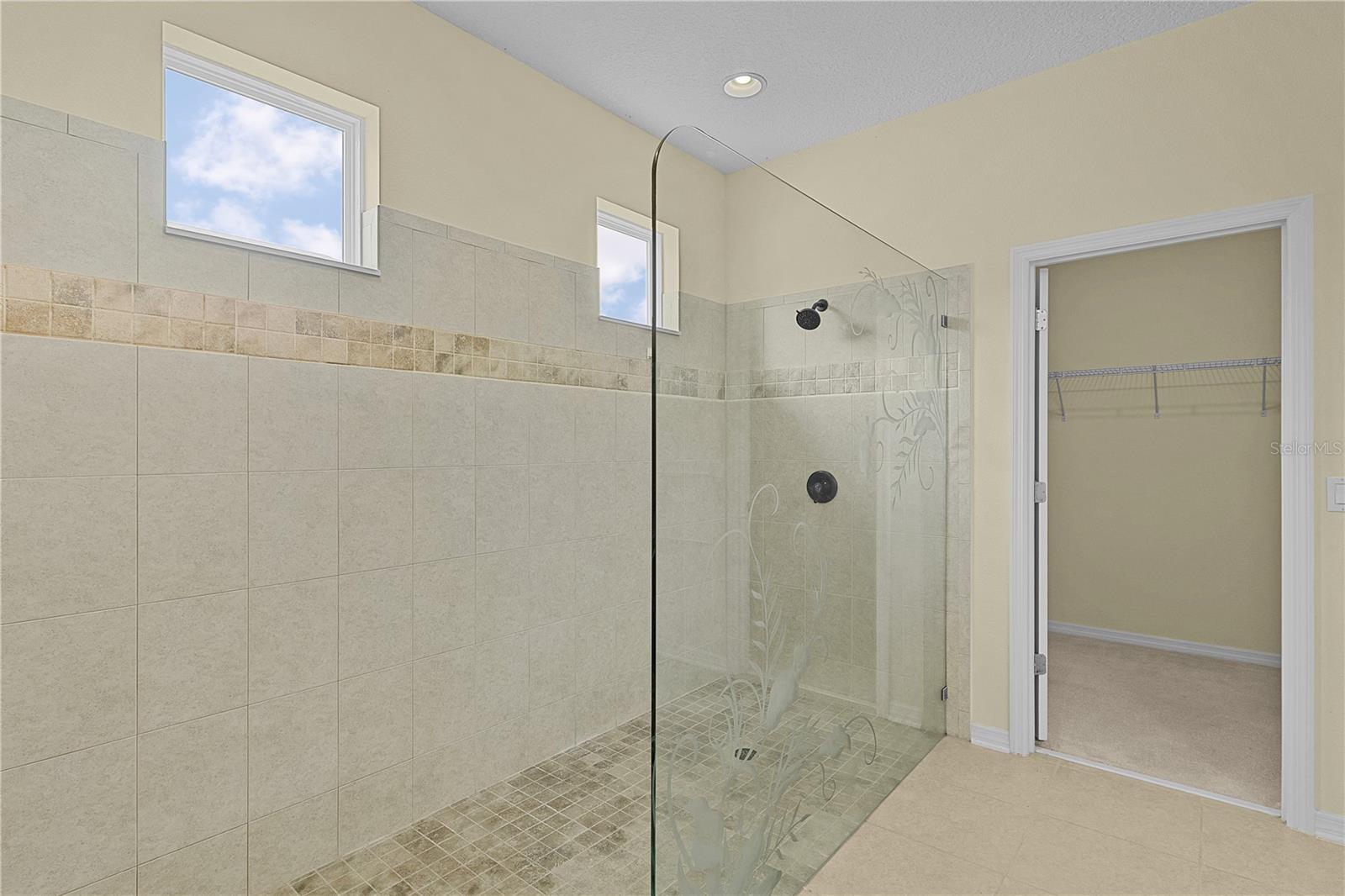 Image 26 of 58 For 2424 Plumadore Drive