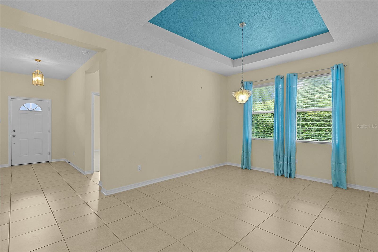 Image 5 of 58 For 2424 Plumadore Drive