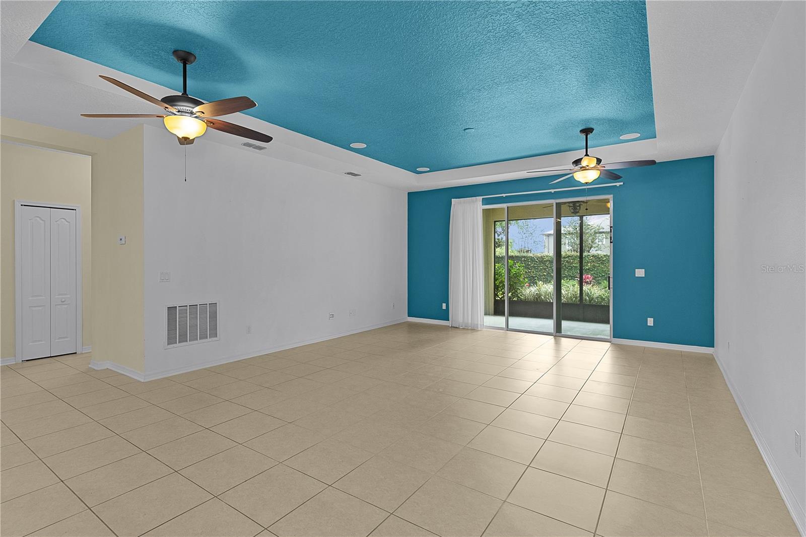 Image 8 of 58 For 2424 Plumadore Drive