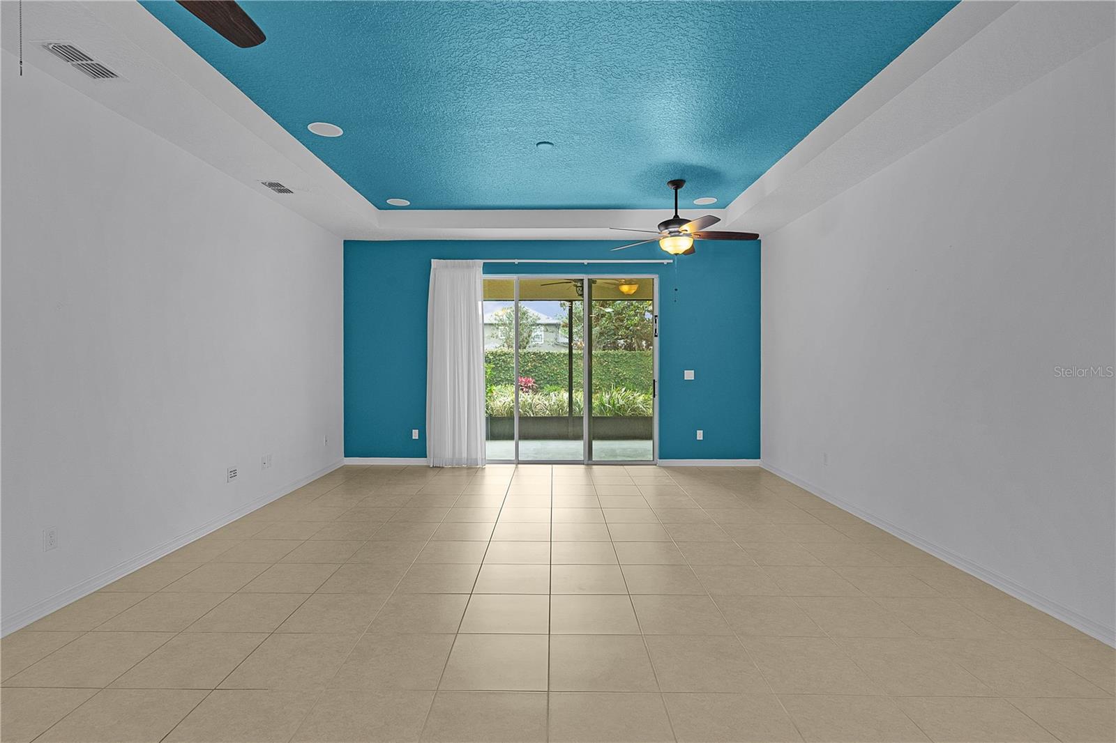 Image 9 of 58 For 2424 Plumadore Drive