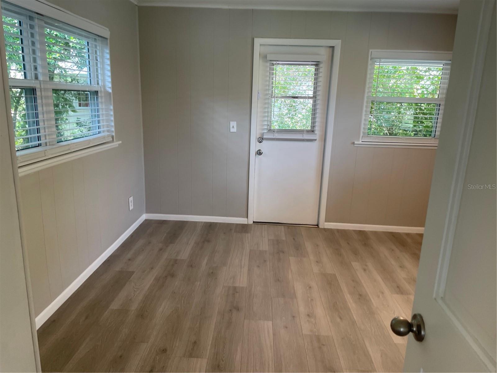 Image 8 of 28 For 624 Fifth Street