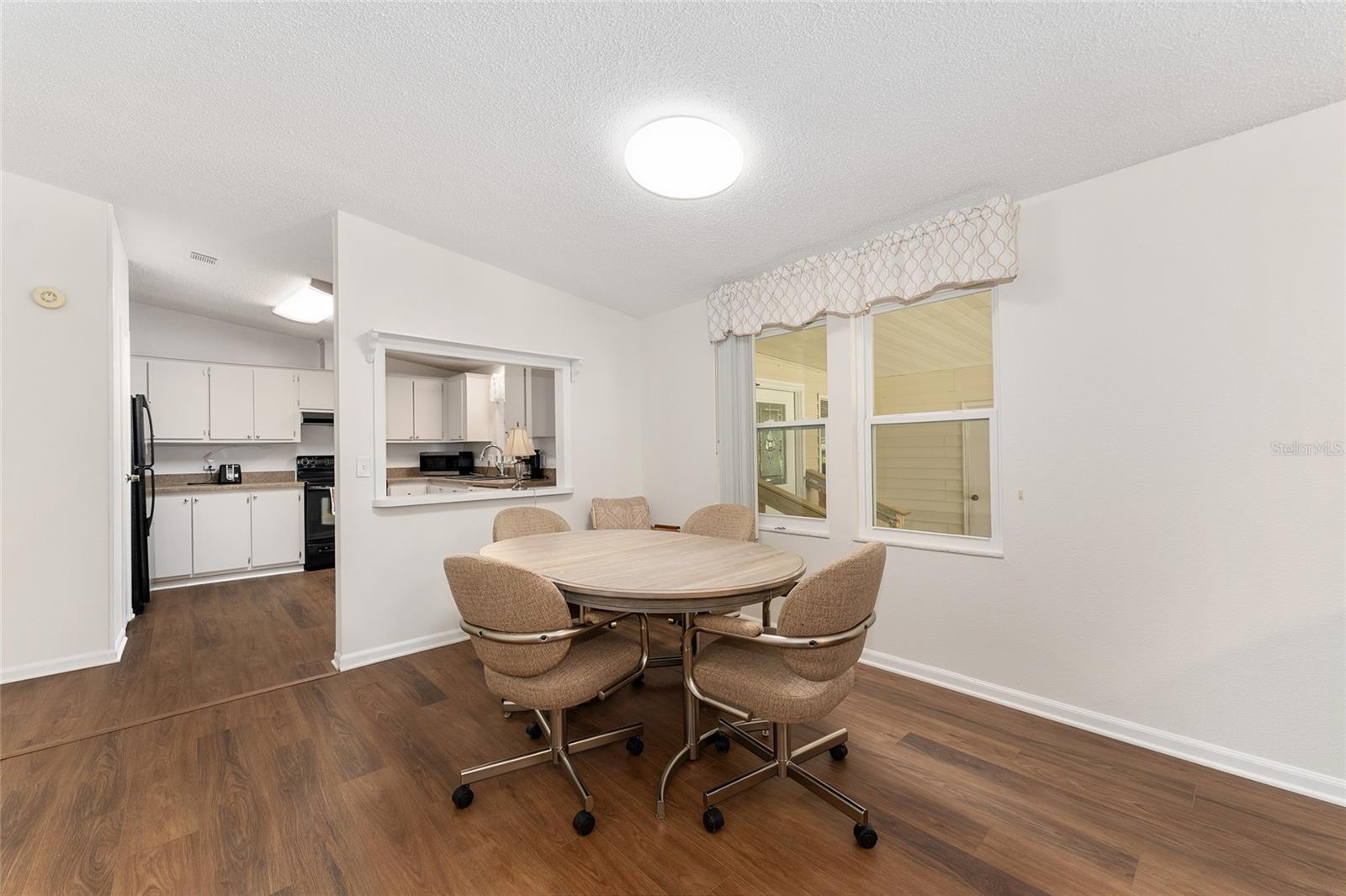 Image 14 of 51 For 1303 Schwartz Boulevard
