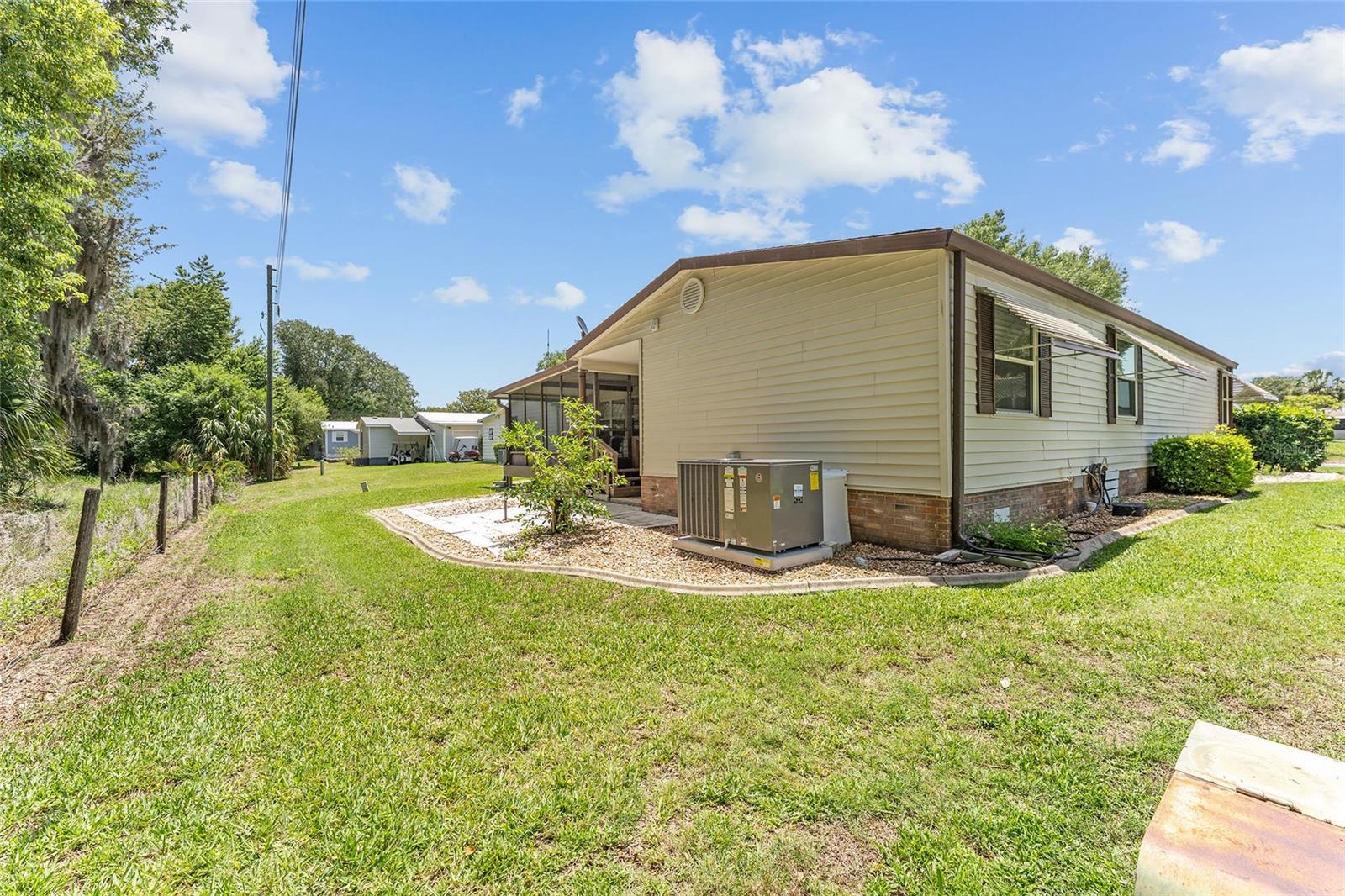 Image 41 of 51 For 1303 Schwartz Boulevard