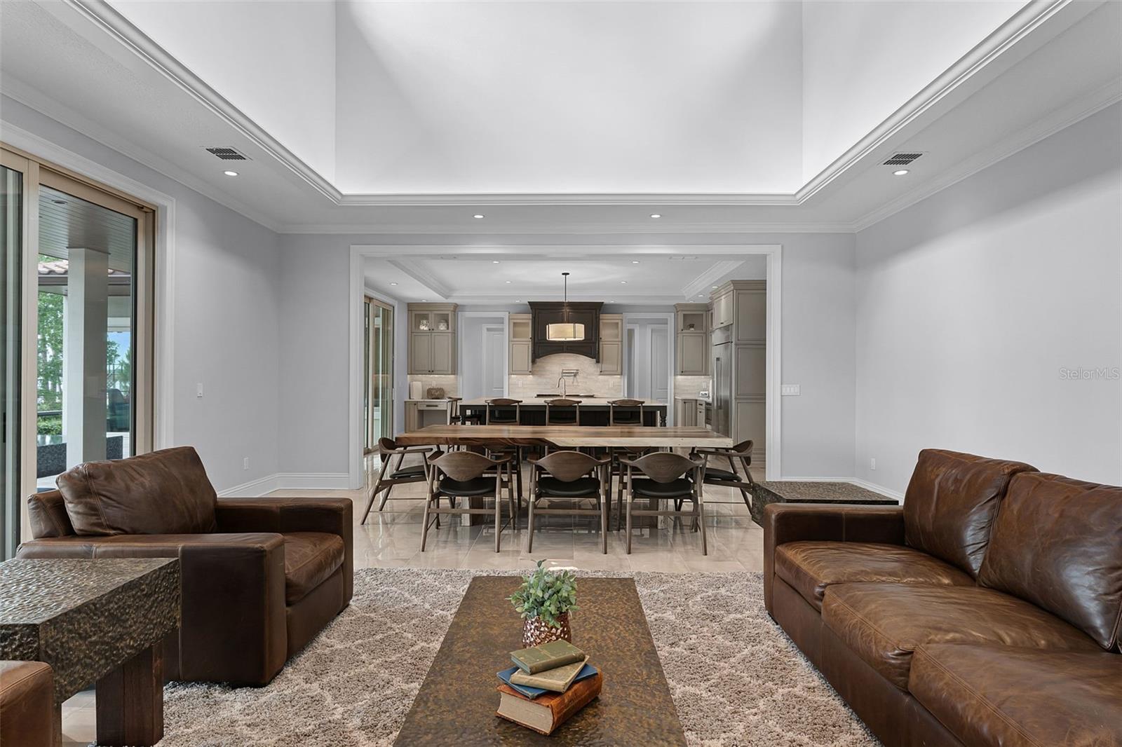 Image 14 of 96 For 10122 Royal Island Court