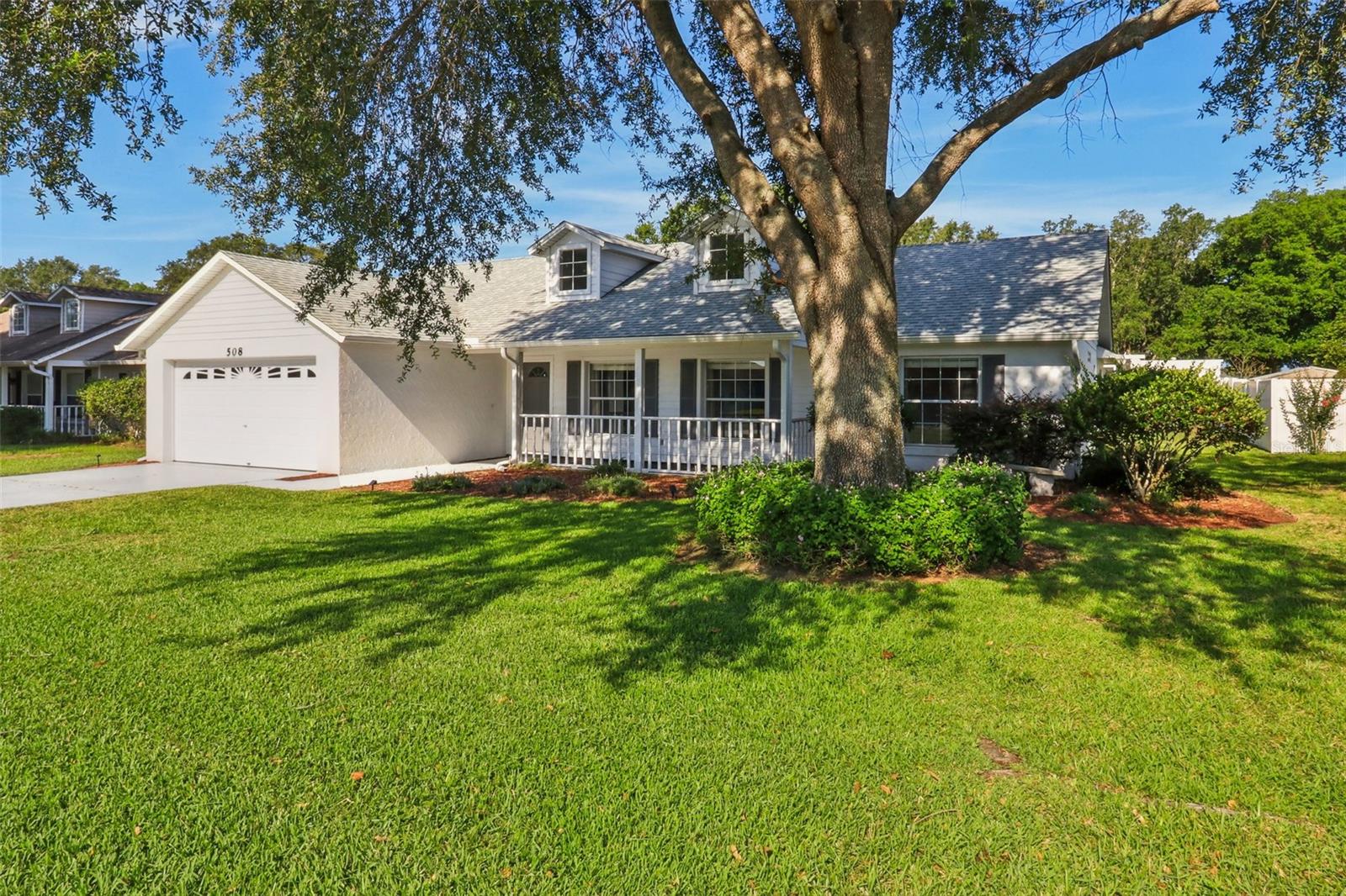 Image 4 of 48 For 508 Woodview Drive