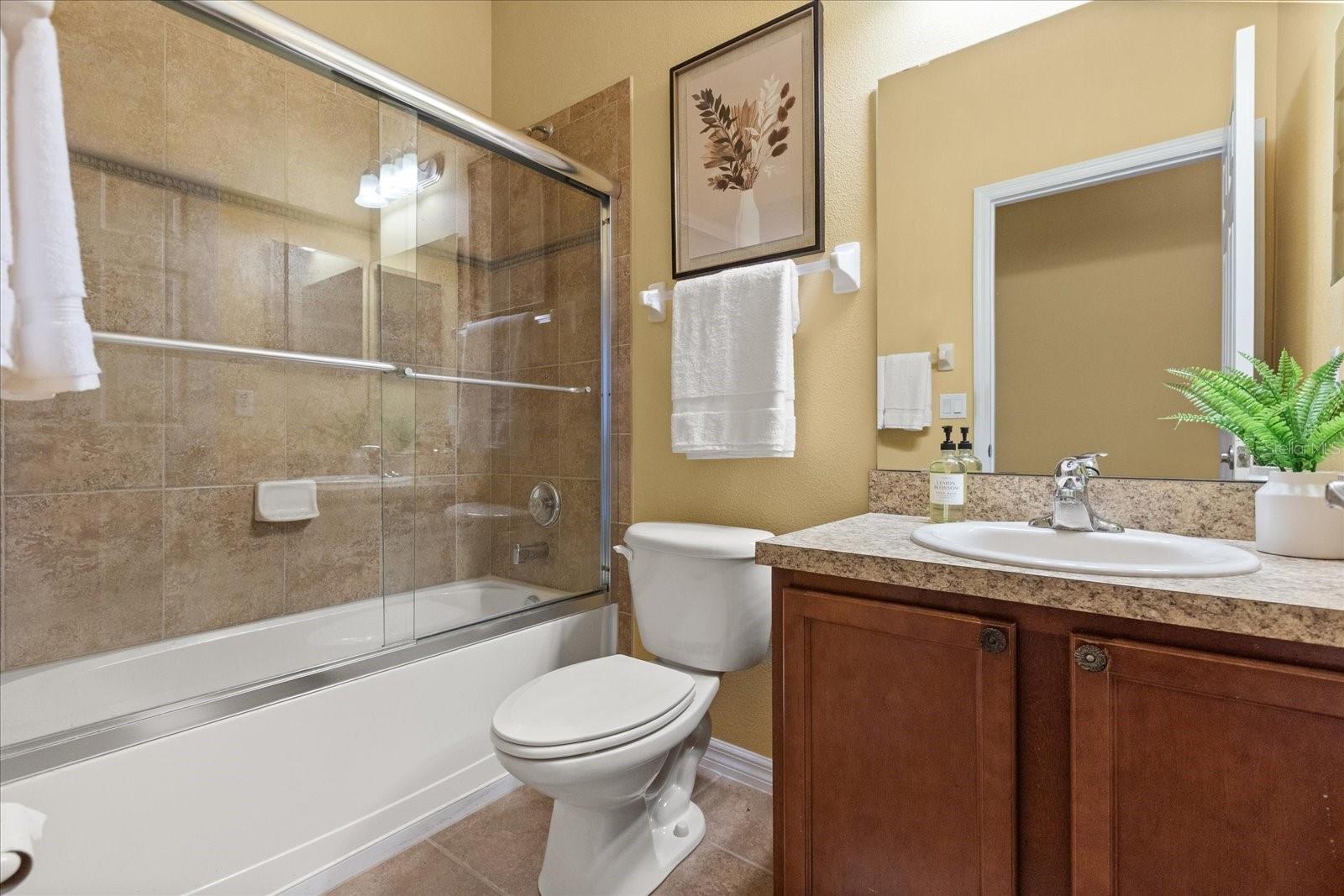 Image 19 of 31 For 2064 Rafton Rd