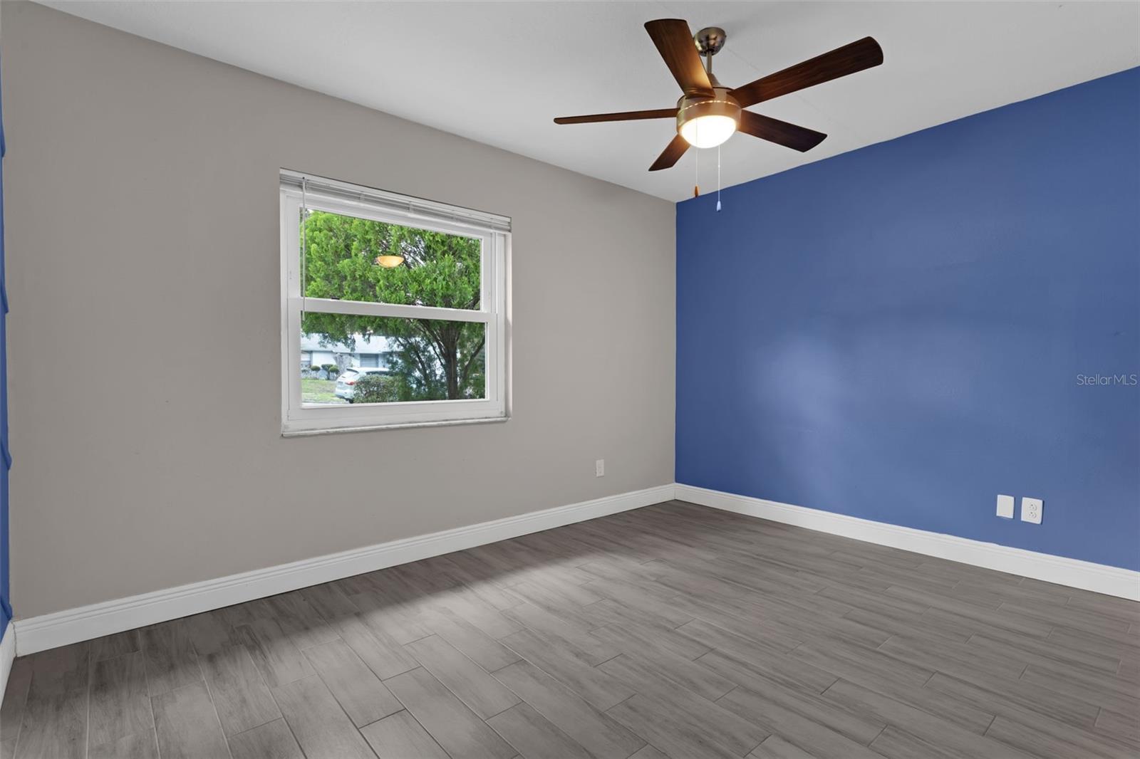 Image 15 of 31 For 209 Edgewood Drive