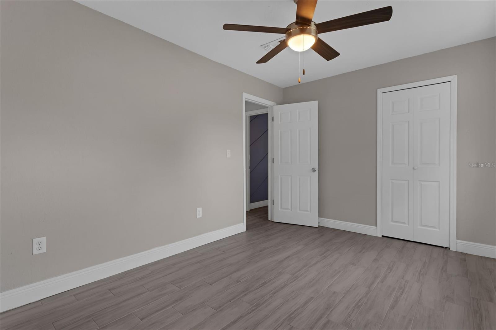Image 18 of 31 For 209 Edgewood Drive