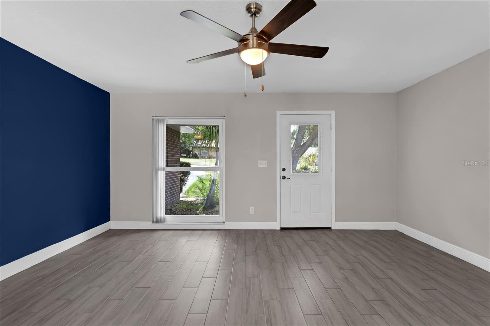 Image 3 of 31 For 209 Edgewood Drive