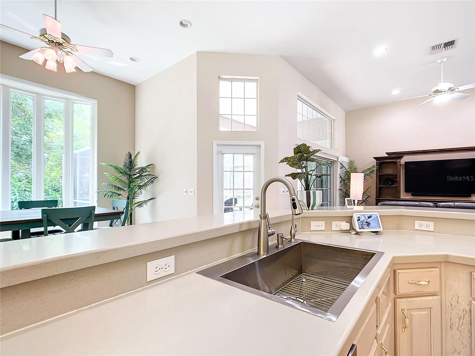 Image 11 of 64 For 6818 113th Place