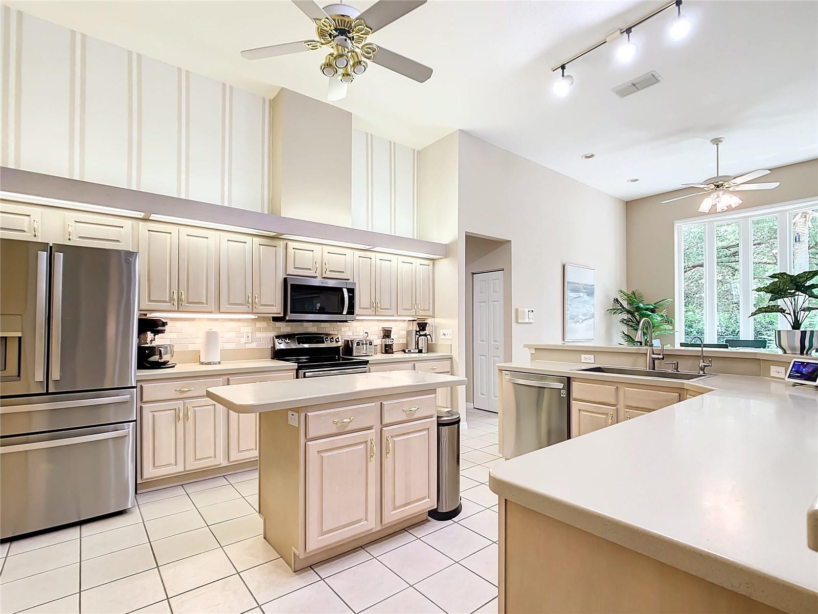 Image 9 of 64 For 6818 113th Place