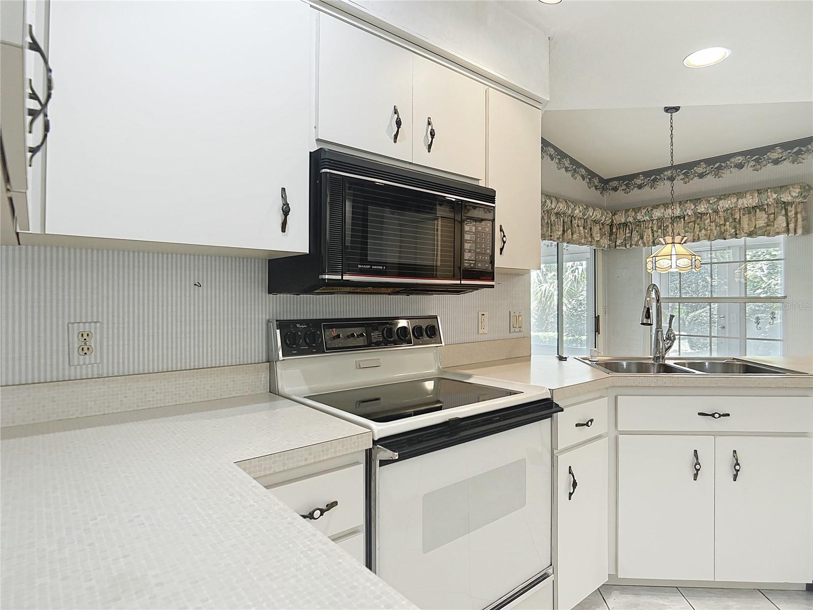 Image 11 of 53 For 6147 N Whispering Oak Loop