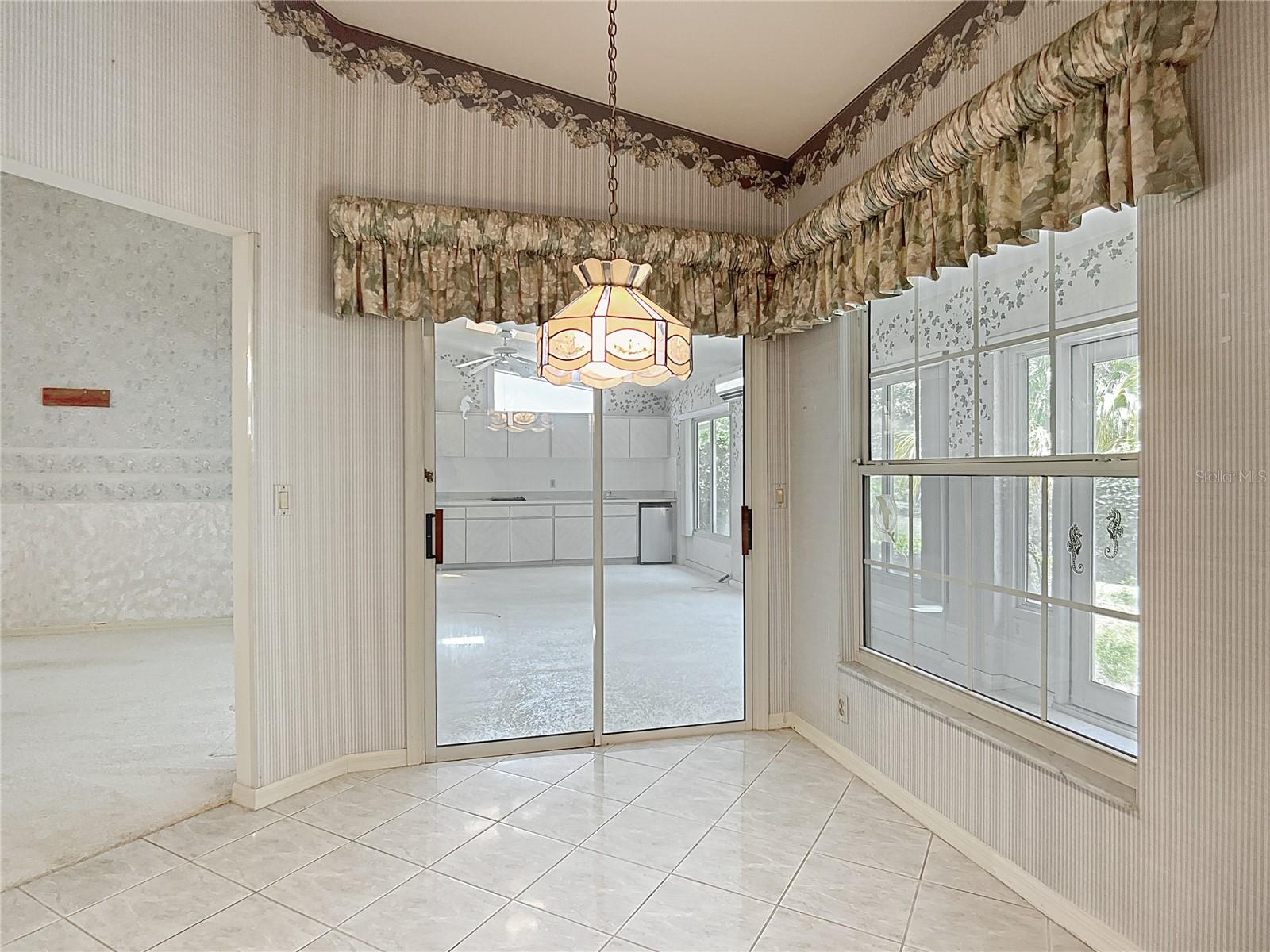 Image 14 of 53 For 6147 N Whispering Oak Loop