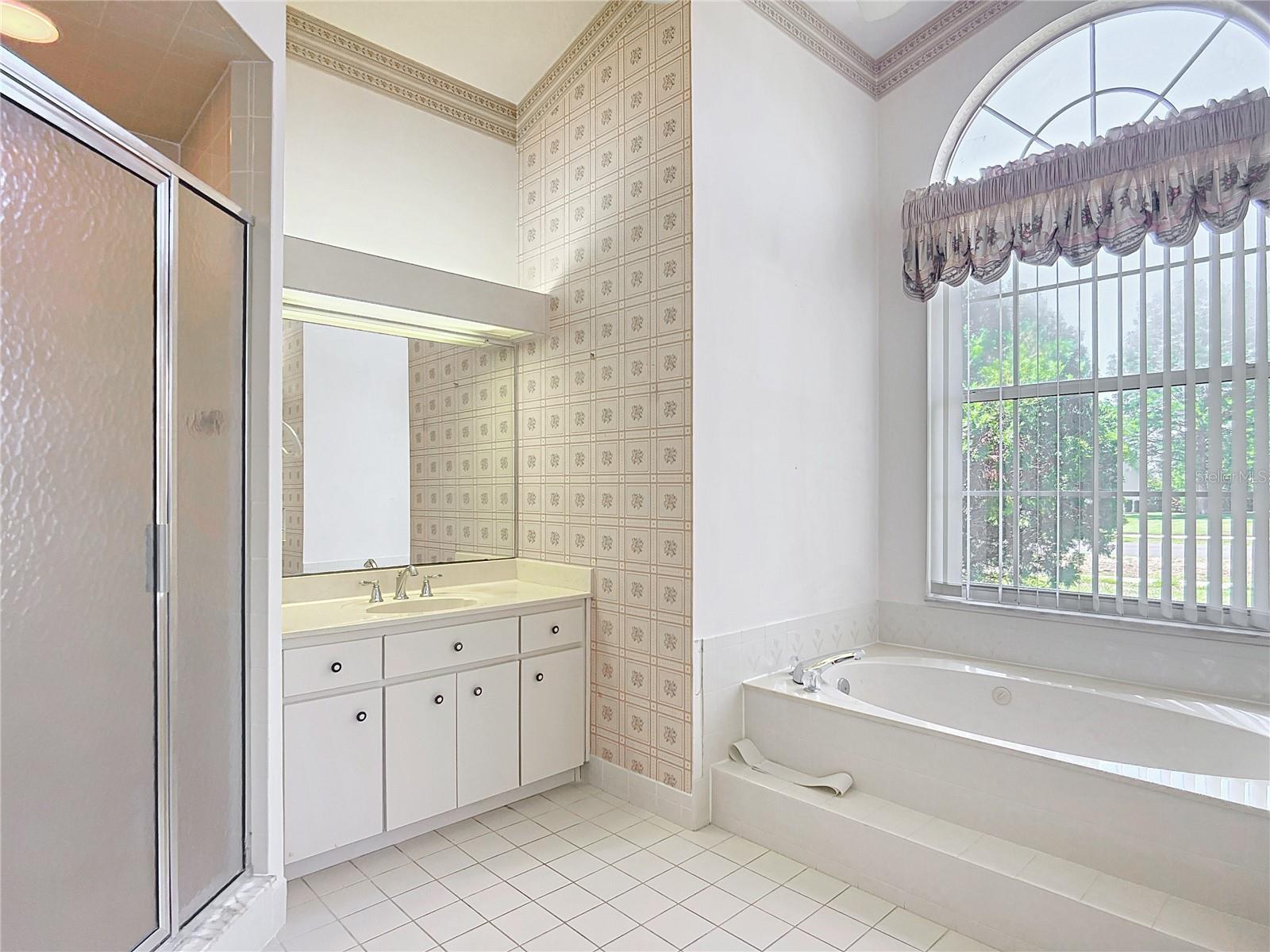 Image 34 of 53 For 6147 N Whispering Oak Loop