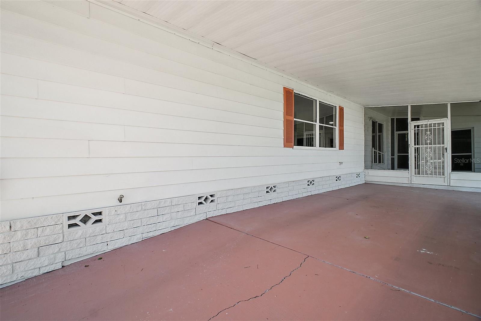 Image 27 of 33 For 4039 Citrus Circle 200