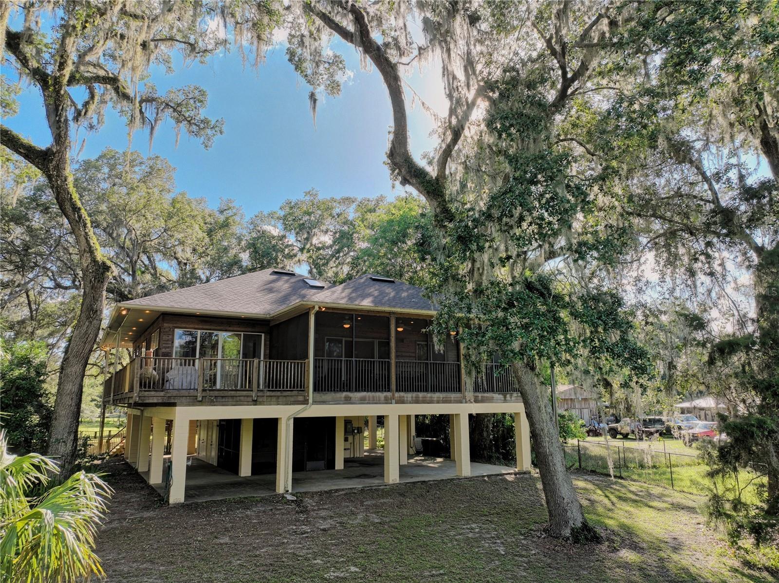 Image 5 of 65 For 2299 Bayou Point