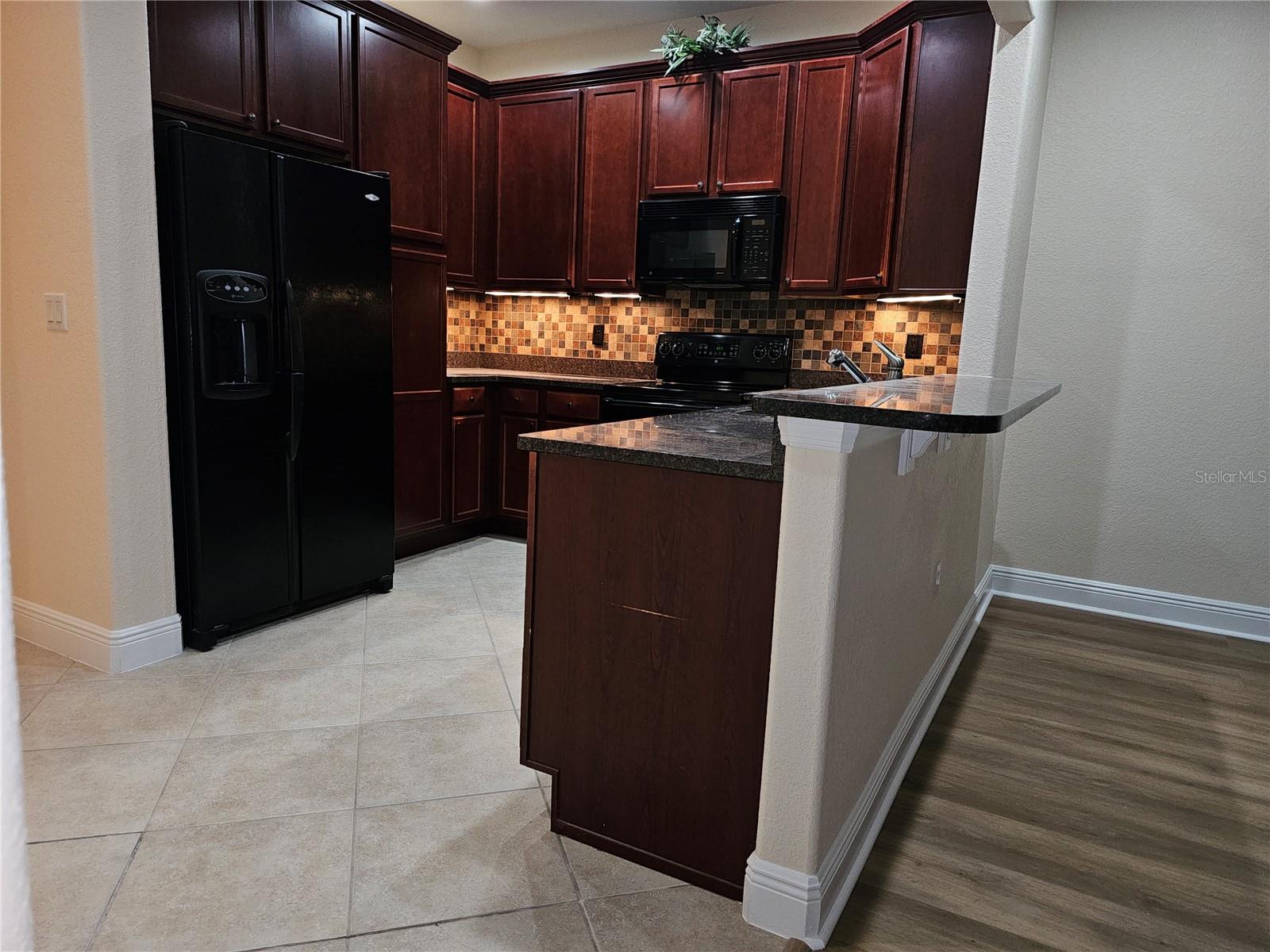 Image 10 of 22 For 13218 Fountain Bleau Drive