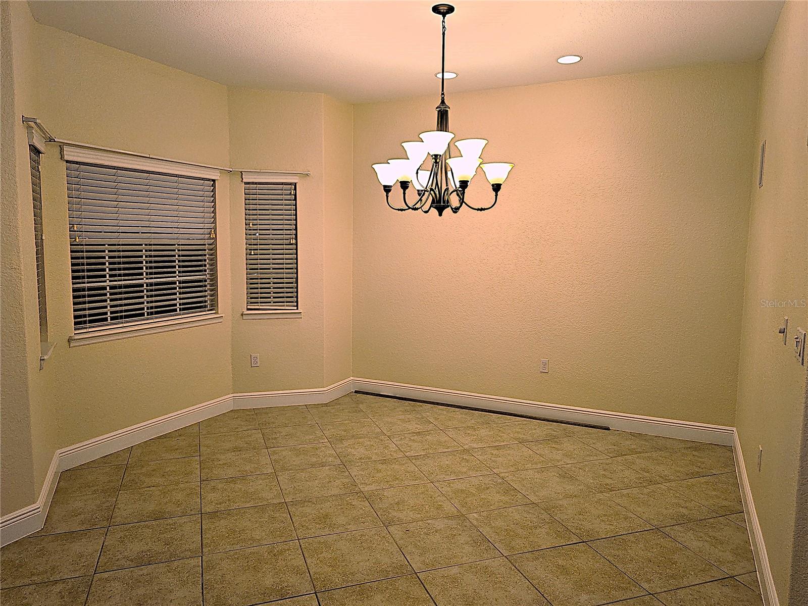 Image 5 of 22 For 13218 Fountain Bleau Drive
