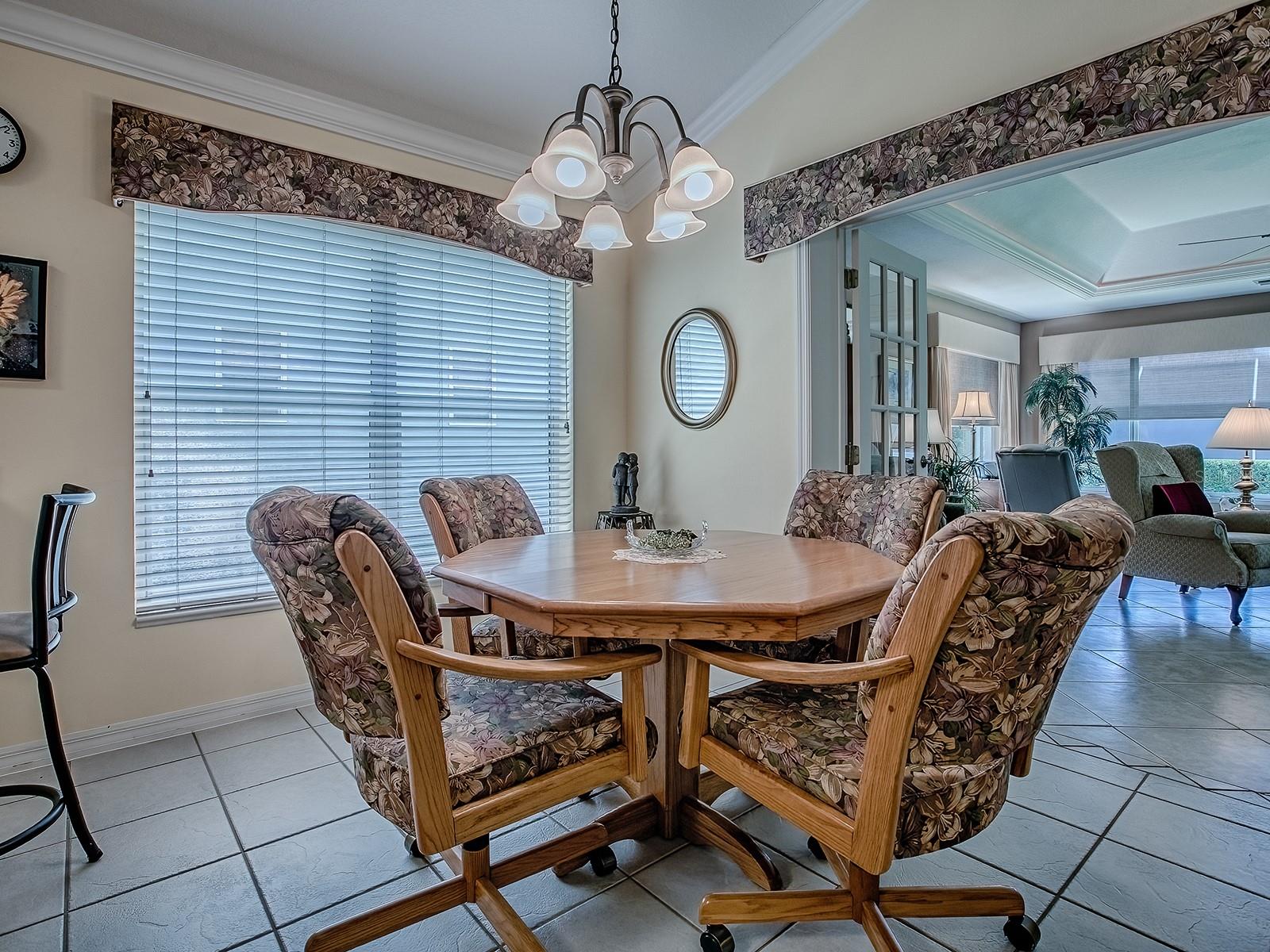 Image 15 of 44 For 3112 Burbank Lane