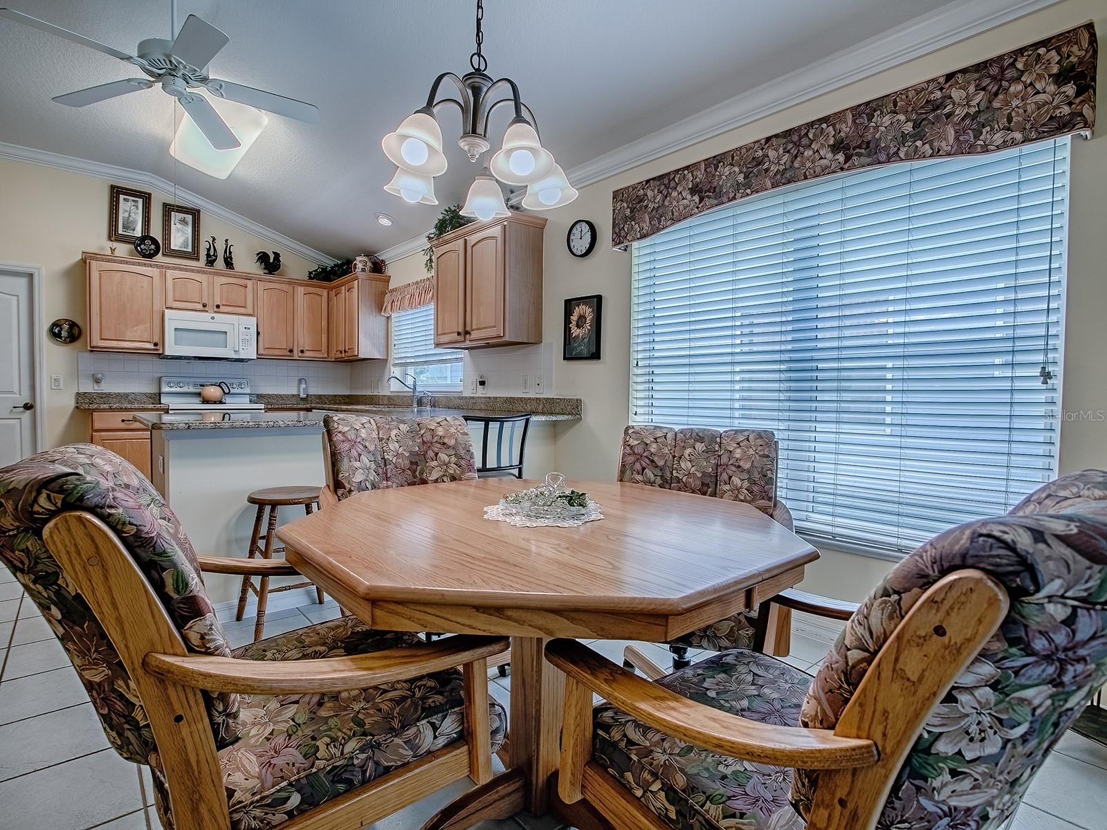 Image 16 of 44 For 3112 Burbank Lane