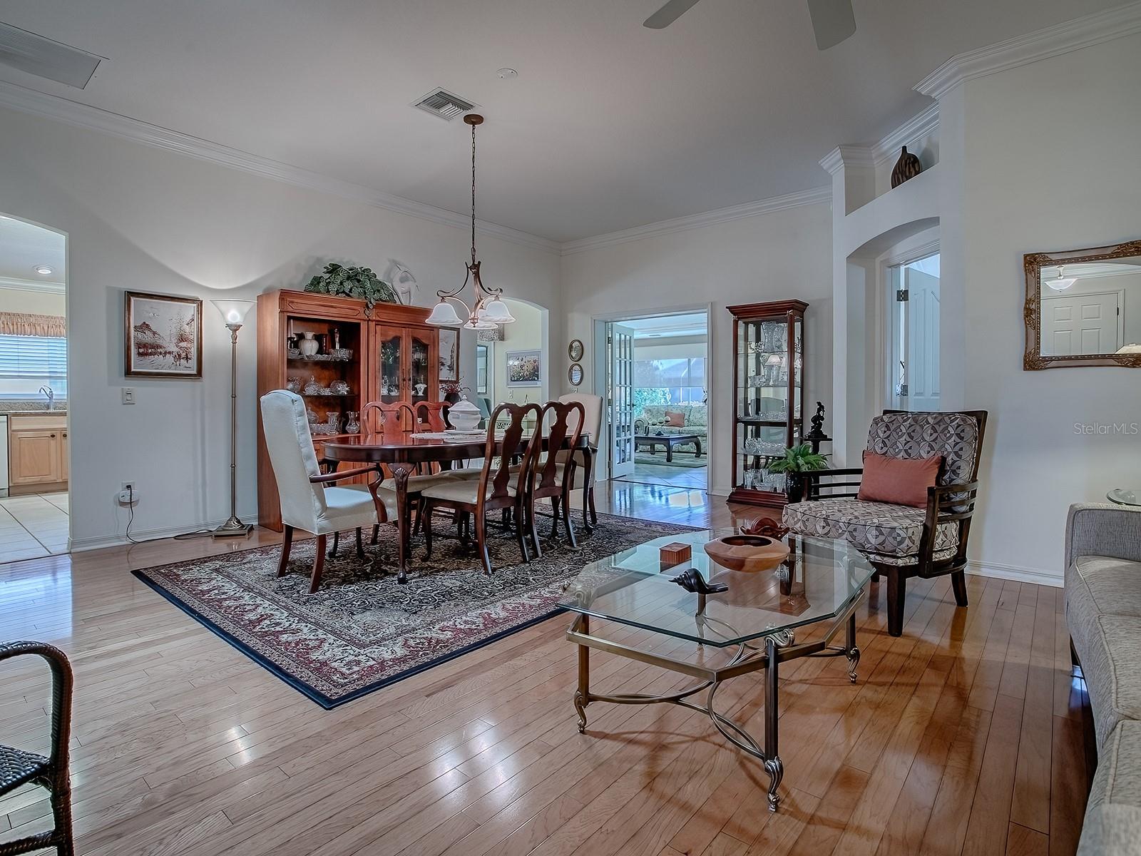 Image 7 of 44 For 3112 Burbank Lane