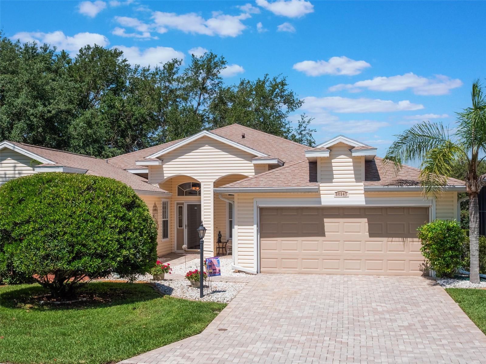 Image 2 of 36 For 25243 River Crest Dr