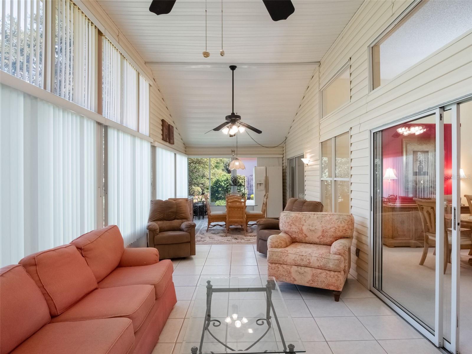 Image 22 of 36 For 25243 River Crest Dr