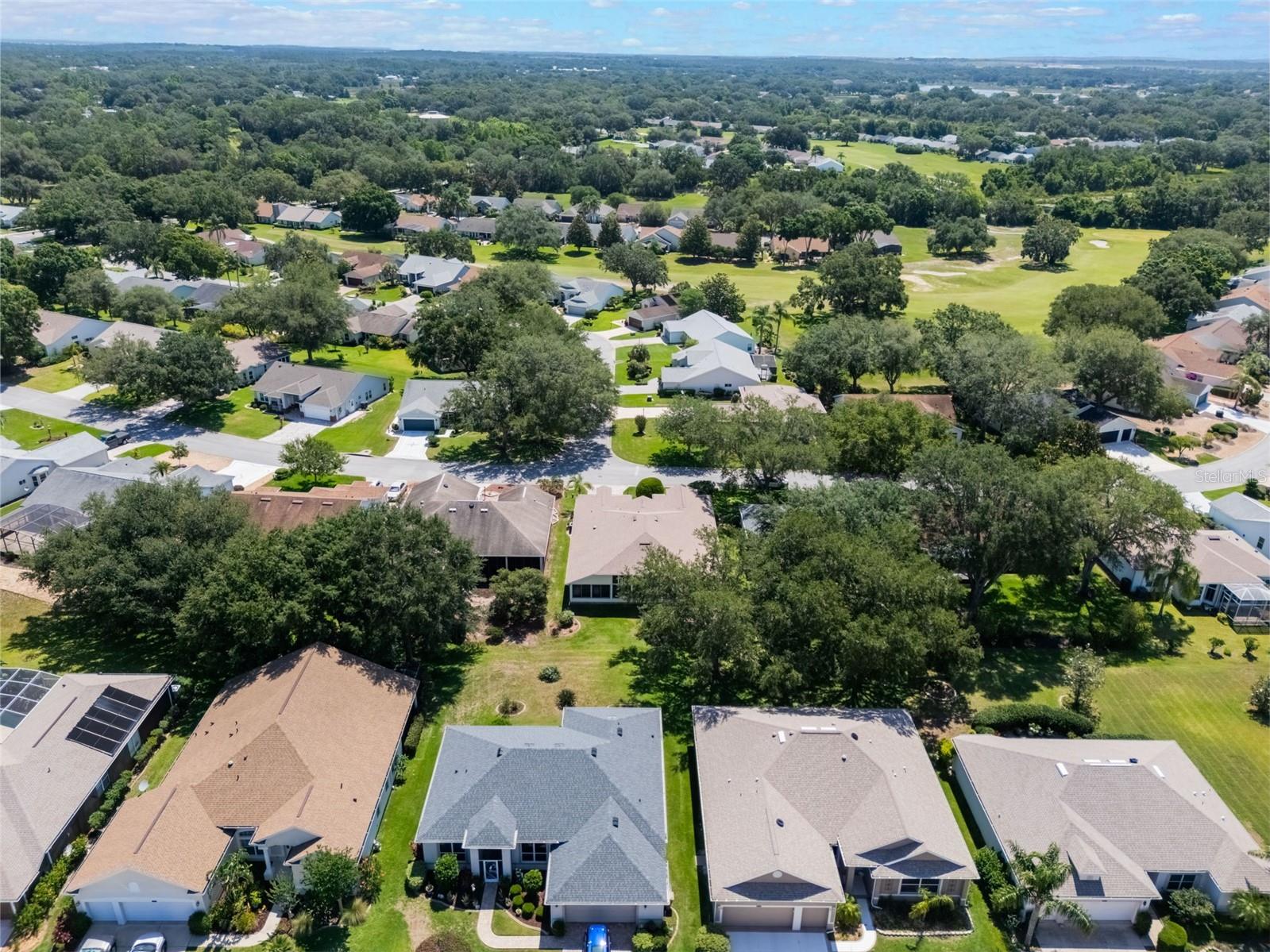 Image 31 of 36 For 25243 River Crest Dr