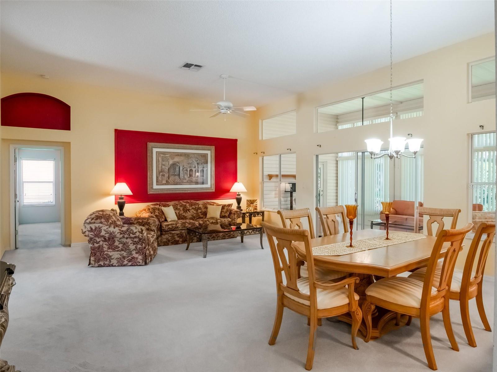 Image 6 of 36 For 25243 River Crest Dr