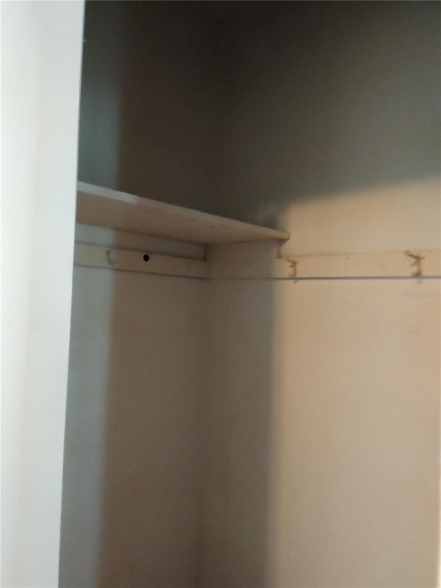 Image 14 of 20 For 325 4th Street