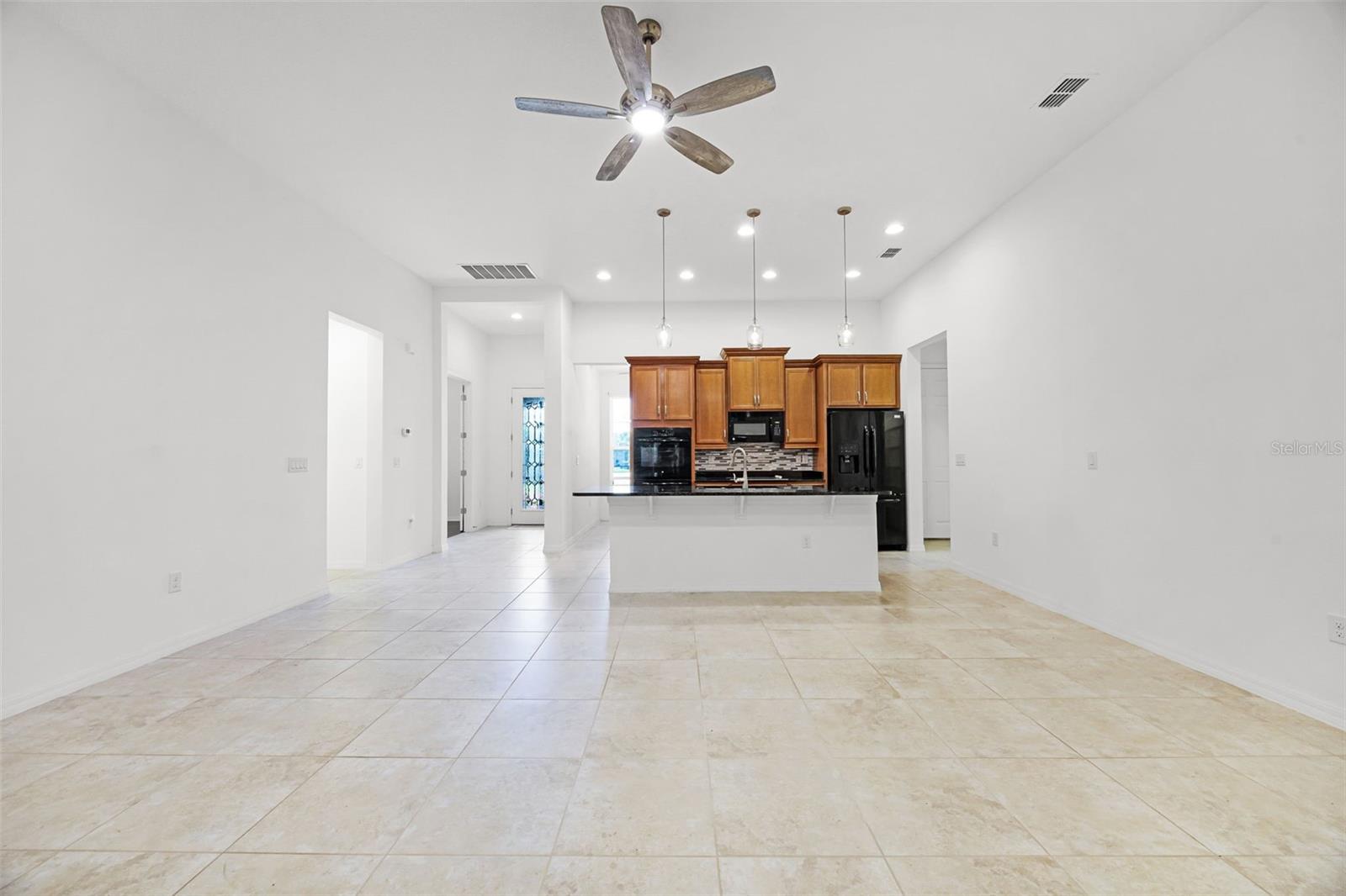 Image 13 of 98 For 780 Mystic Hill Ct