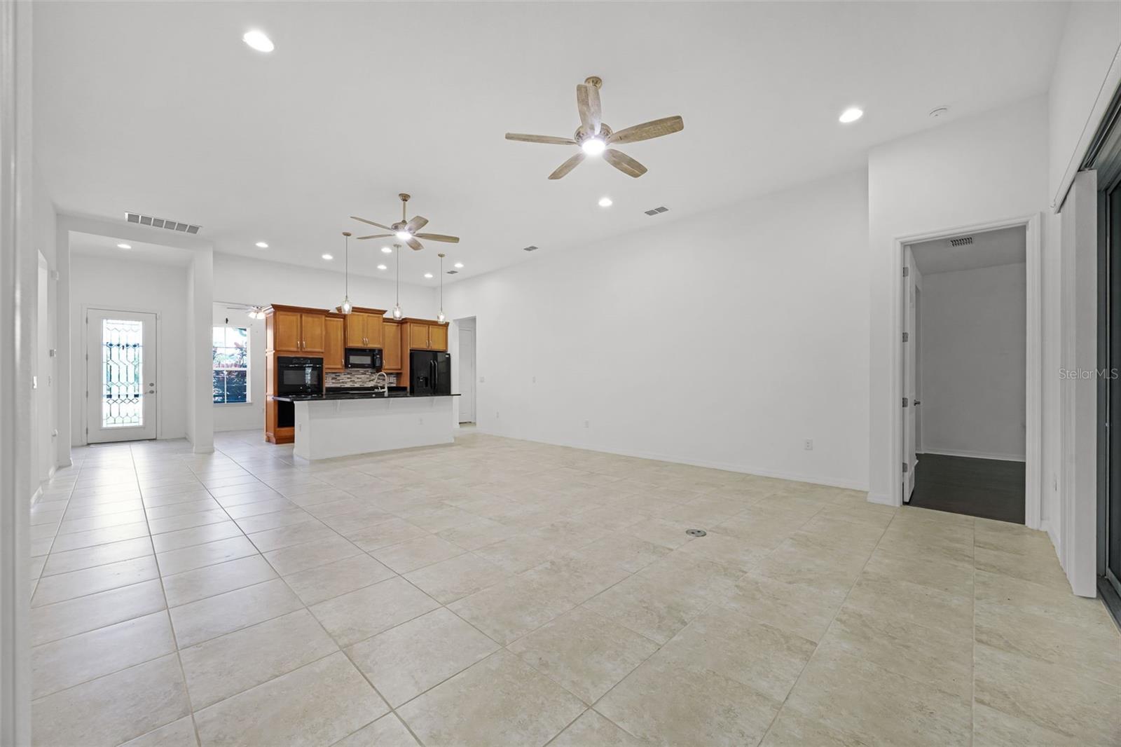 Image 15 of 98 For 780 Mystic Hill Ct