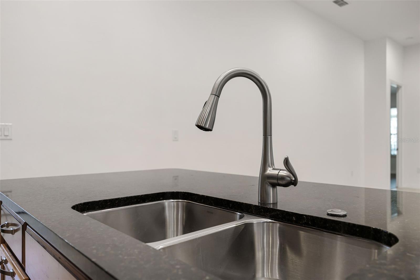 Image 25 of 98 For 780 Mystic Hill Ct