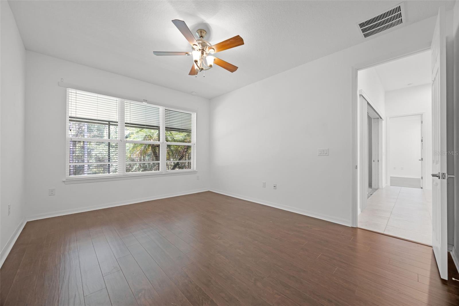 Image 40 of 98 For 780 Mystic Hill Ct