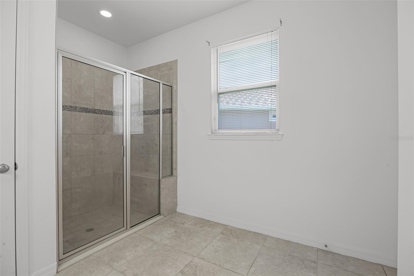 Image 45 of 98 For 780 Mystic Hill Ct